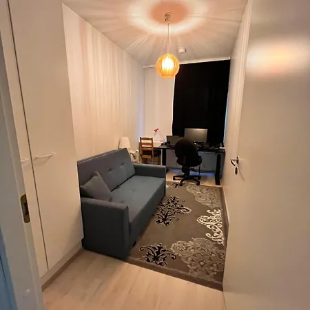 Private Near With Sauna 홈스테이